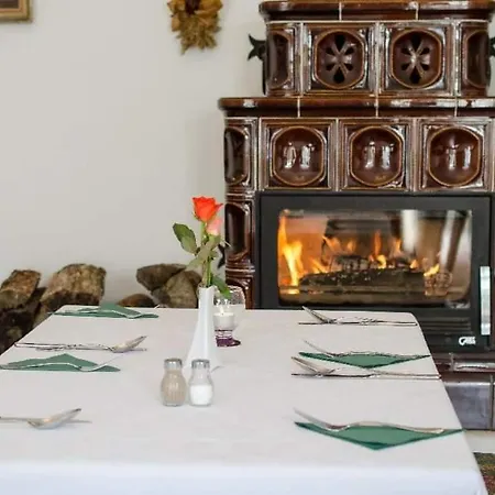Hotel Lesni Perslak Nova Bystrice