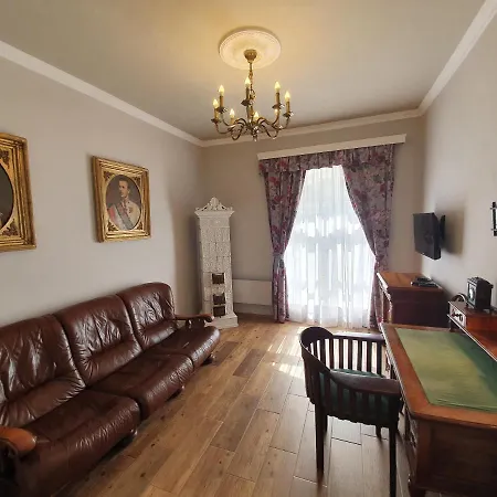 Lesni Perslak Hotel