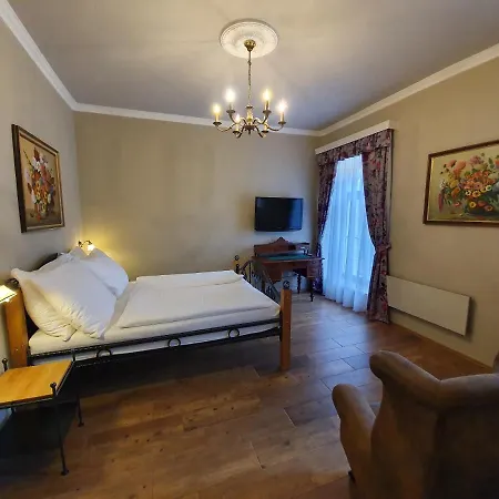 Hotel Lesni Perslak Nová Bystřice